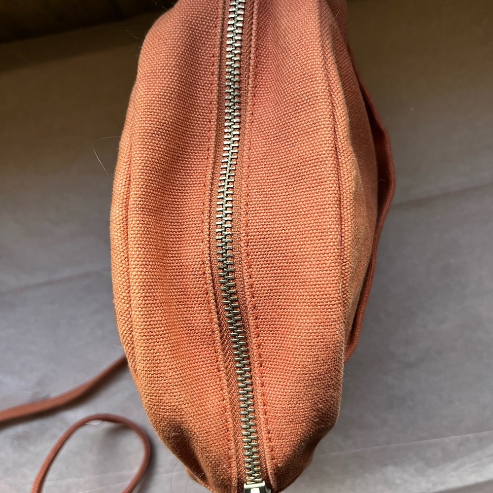 Baggu peach canvas crossbody bag